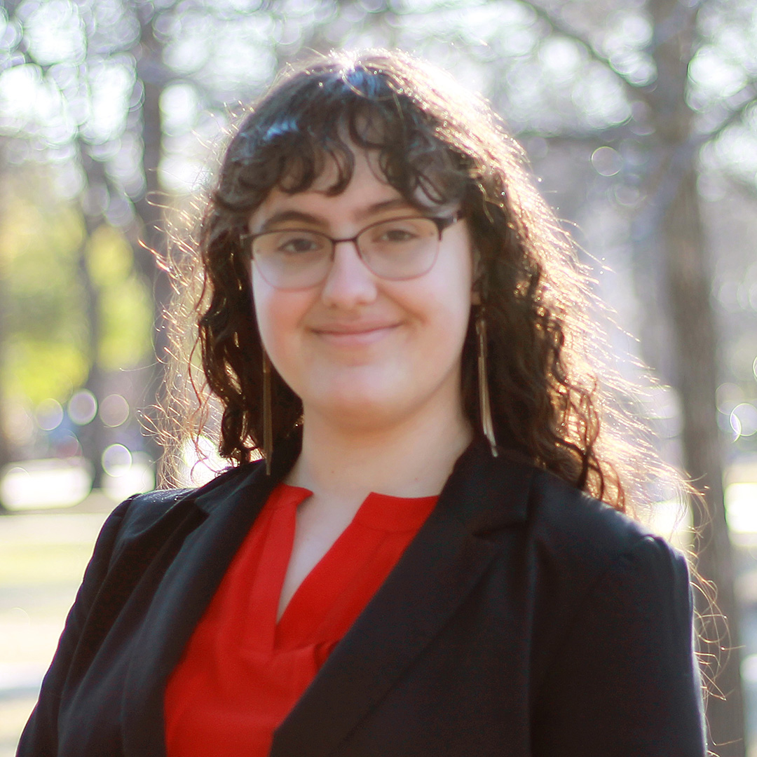 Mika Angelovici headshot