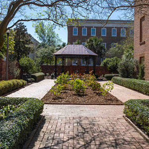 a photo of the Memorial Rose Garden at USC